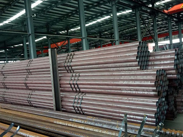 鍍鋅鋼管和無(wú)縫鋼管的有什么不同